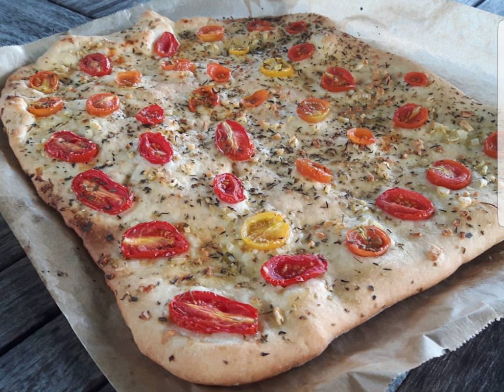 Ligurisches Focaccia mit Tomaten – Einfach Lecker Ligurisches Focaccia mit Tomaten – Einfach Lecker