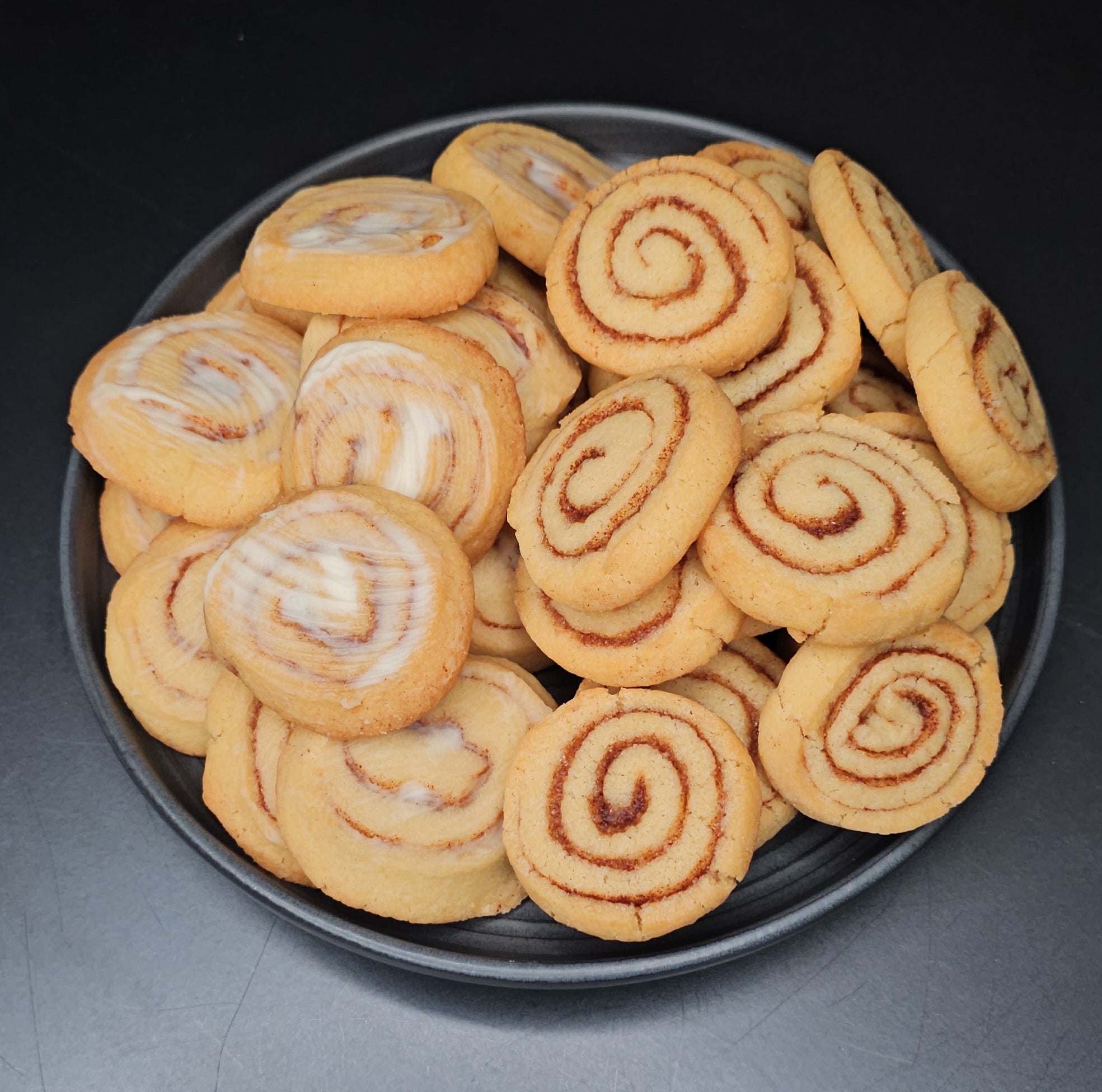 Zimtschnecken-Kekse mit Cream Cheese-Frosting – Einfach Lecker