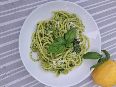 Spaghetti mit frischem Pistazien-Rucola-Pesto