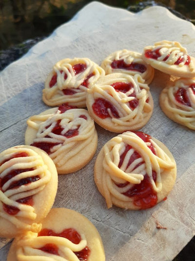 Süße Spaghetti-Plätzchen