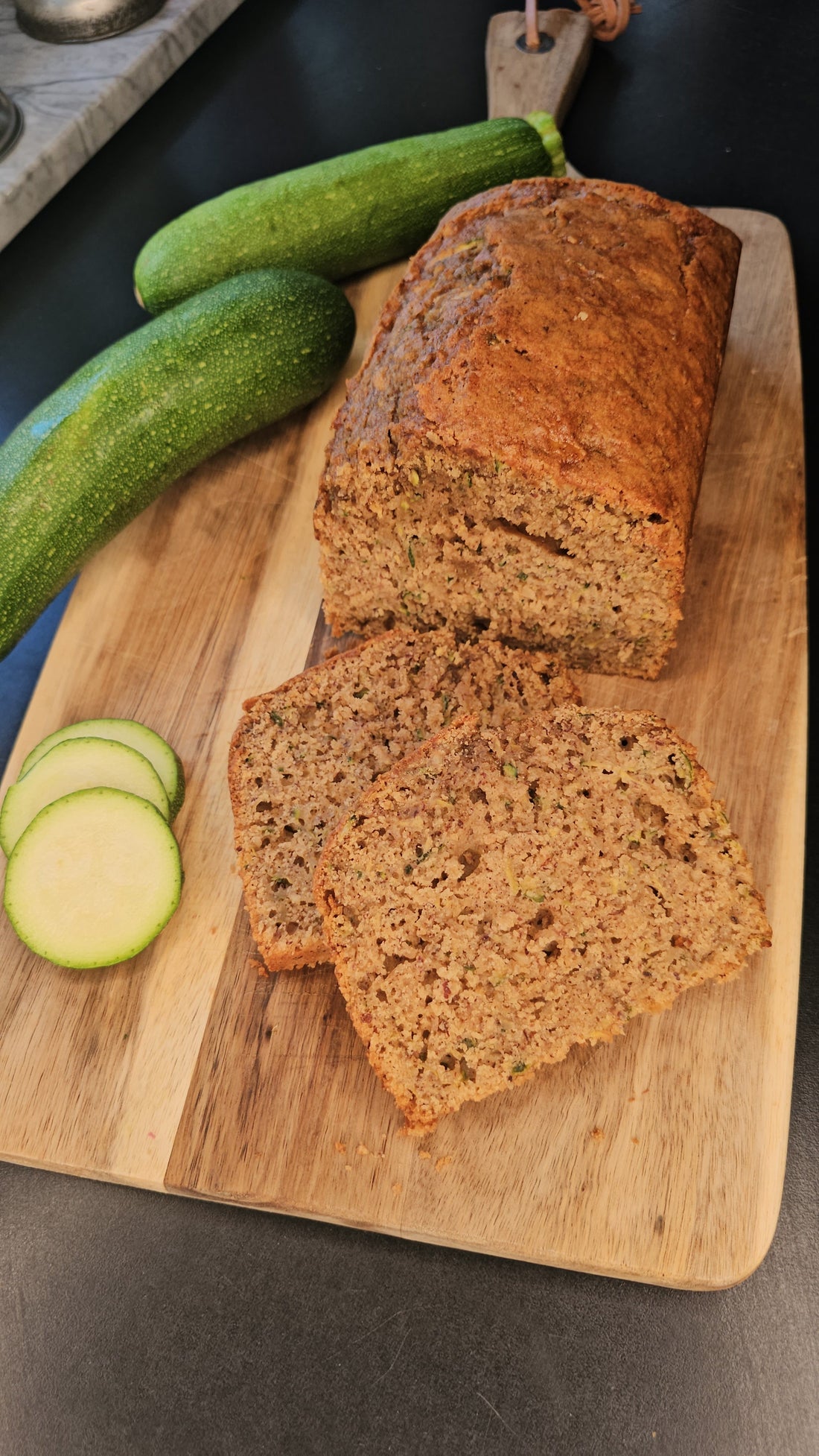 Supersaftiger Zucchinikuchen