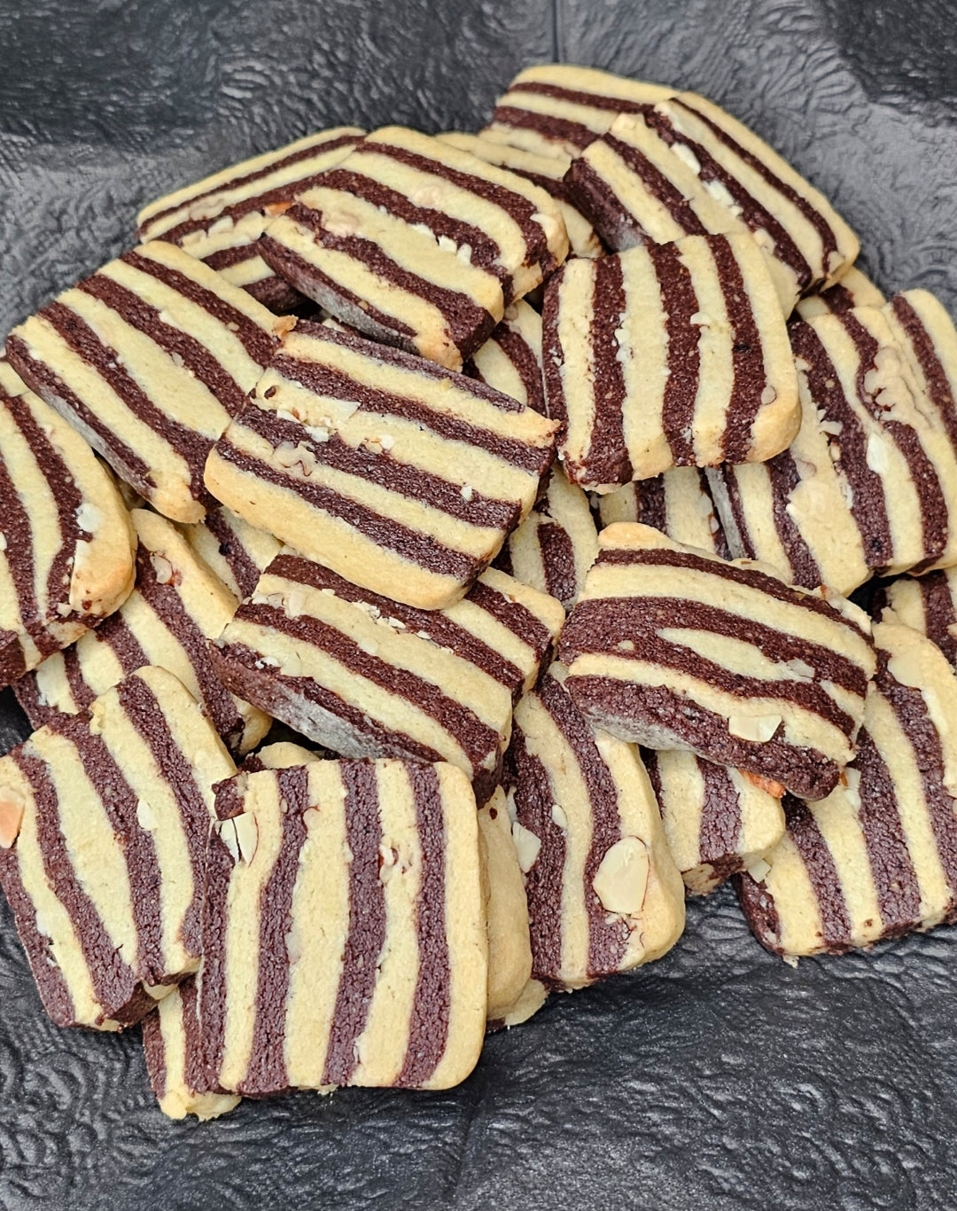 Nussige Zebraplätzchen