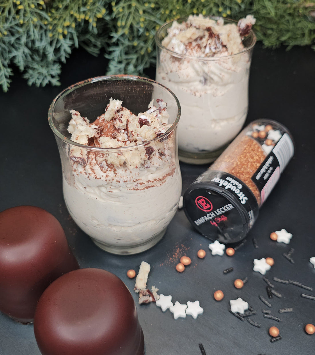 Weihnachtliches Schaumkussdessert