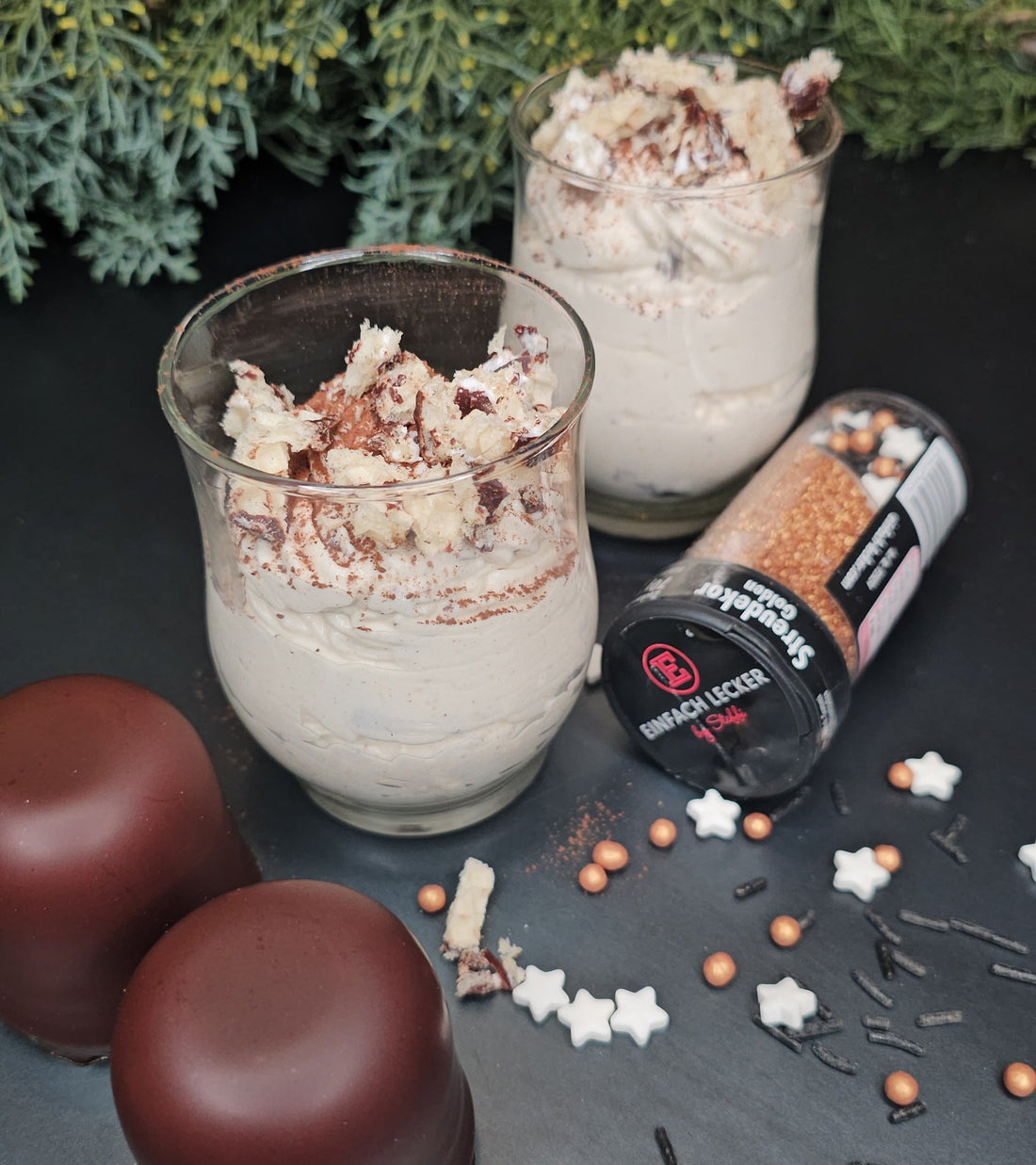Weihnachtliches Schaumkussdessert