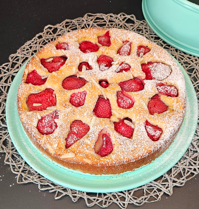 Joghurt-Rührkuchen mit Erdbeeren