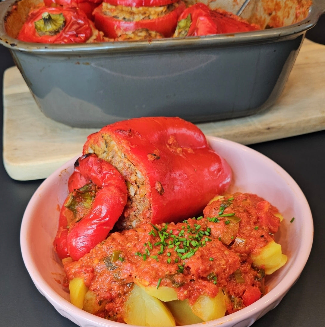 Gefüllte Paprika mit Reis und Hackfleisch