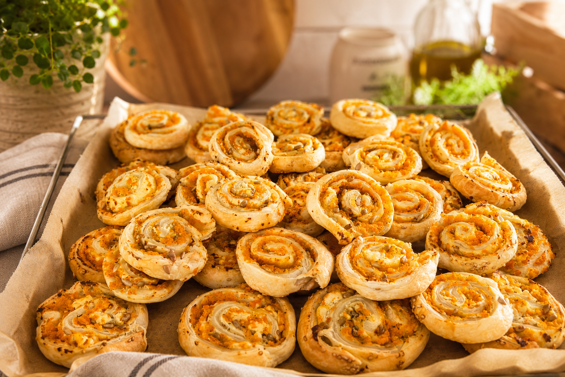 Karotten-Feta-Schnecken mit Sonnenblumenkernen
