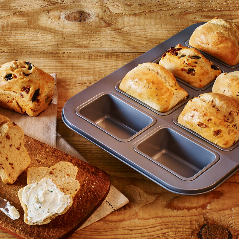 Mini-Kastenform 8 Stück, Backblech für 8 Mini Brote, Brötchen oder Kuchen (ca. 9x6cm) – Einfach Lecker